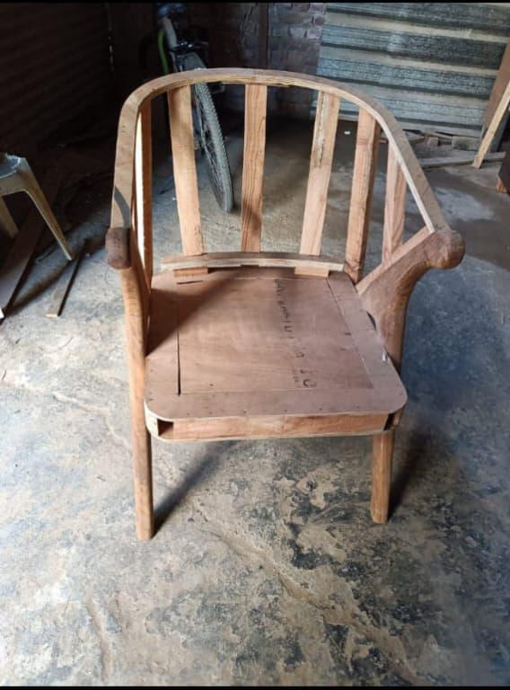 Chair 19