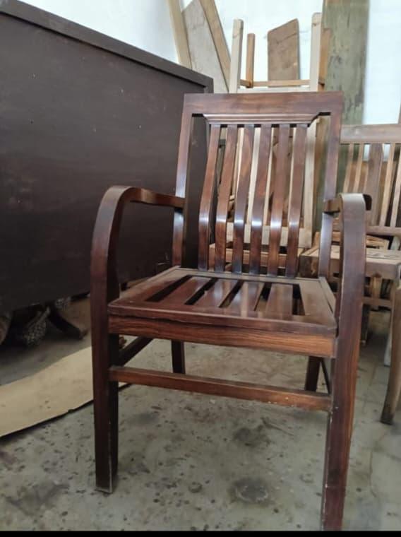 Chair 20